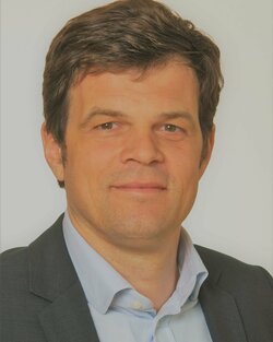 Prof. Dr. med. Andreas Bechdolf, M. Sc. Prof. Dr. med. Andreas Bechdolf, M. Sc.